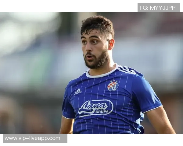 格瓦迪奥尔庆祝照引发热议足球教会我们成功与挫折的真谛